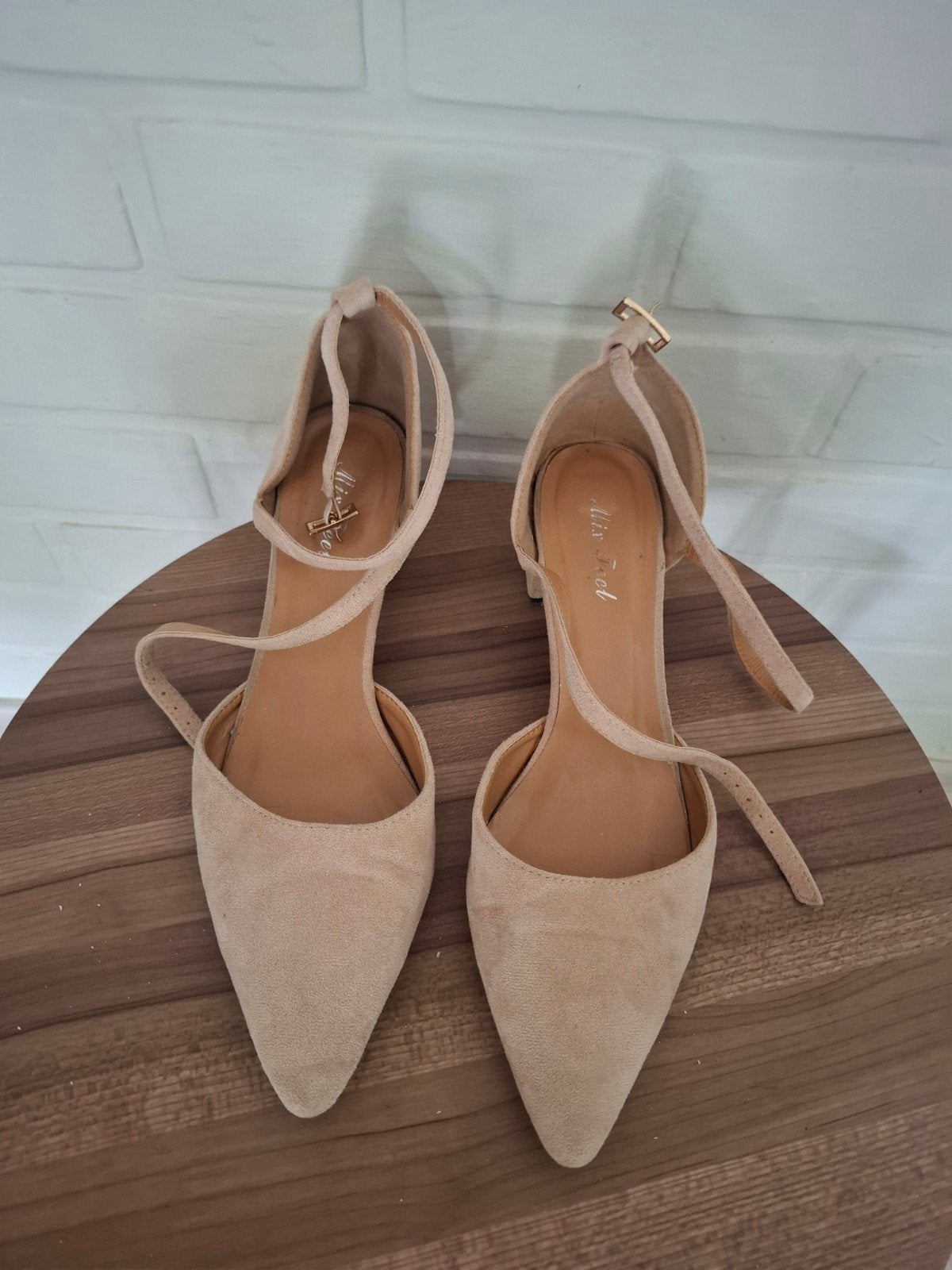 Talons confortables taille 40, Enlèvement ou Envoi