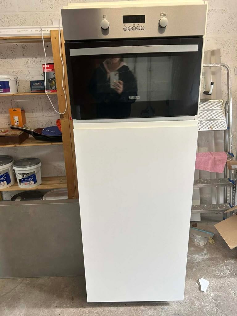 Four compact combiné Zanussi, Ophalen, Oven