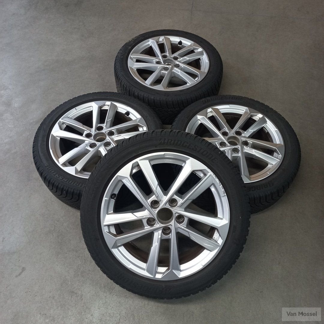 Audi A3 Bridgestone Blizzak LM005 205/50/R17 93H, Auto-onderdelen, Banden en Velgen, Gebruikt, -, -, Banden en Velgen