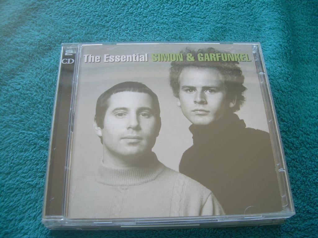 2 CD S - SIMON &  GARFUNKEL - THE ESSENTIAL, Ophalen of Verzenden, Zo goed als nieuw