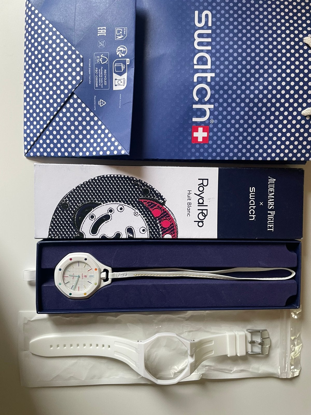 Audemars Piguet x Swatch huit blanc, Verzenden, Zo goed als nieuw, Polshorloge, Swatch