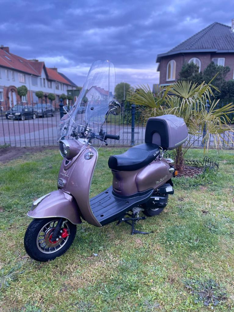 TRENDY RETRO 720km* 2023 A KLASSE, Enlèvement, Comme neuf