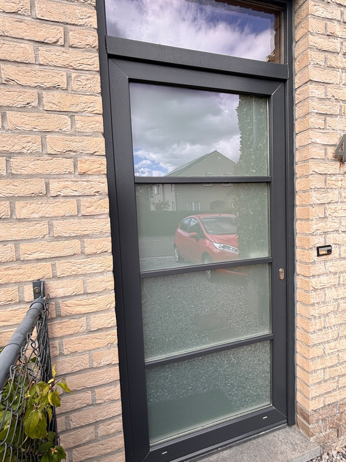 Porte d'entrée en PVC anthractite avec verre à lait, Porte extérieure, Synthétique, Enlèvement, 200 à 215 cm