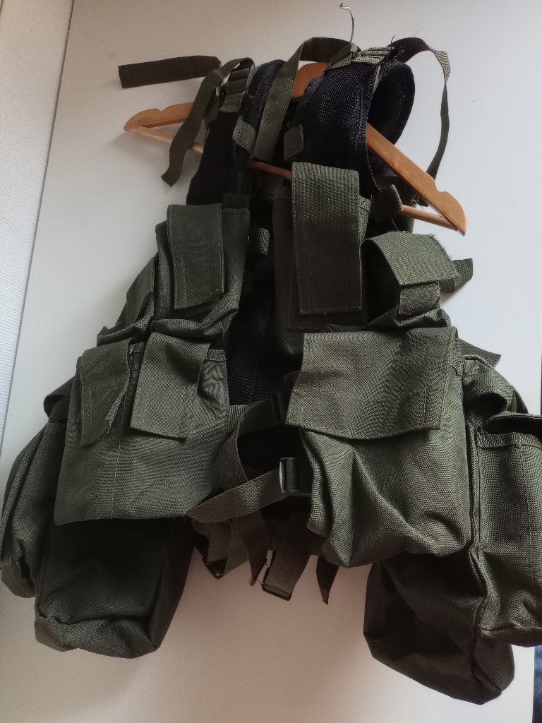 airosft tactical load bearing vest - OD green, Sport en Fitness, Ophalen