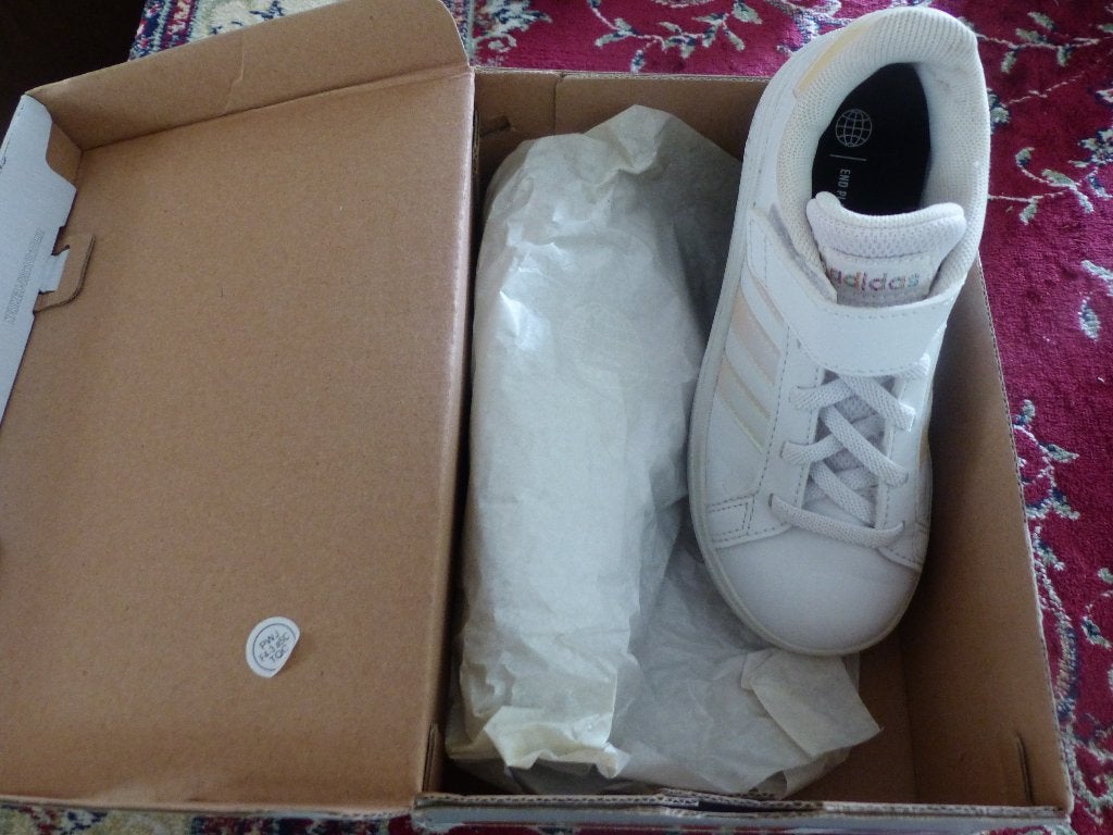 Kinder sneaker maat 30, Kinderen en Baby's, Adidas, Sportschoenen, Nieuw, Ophalen of Verzenden