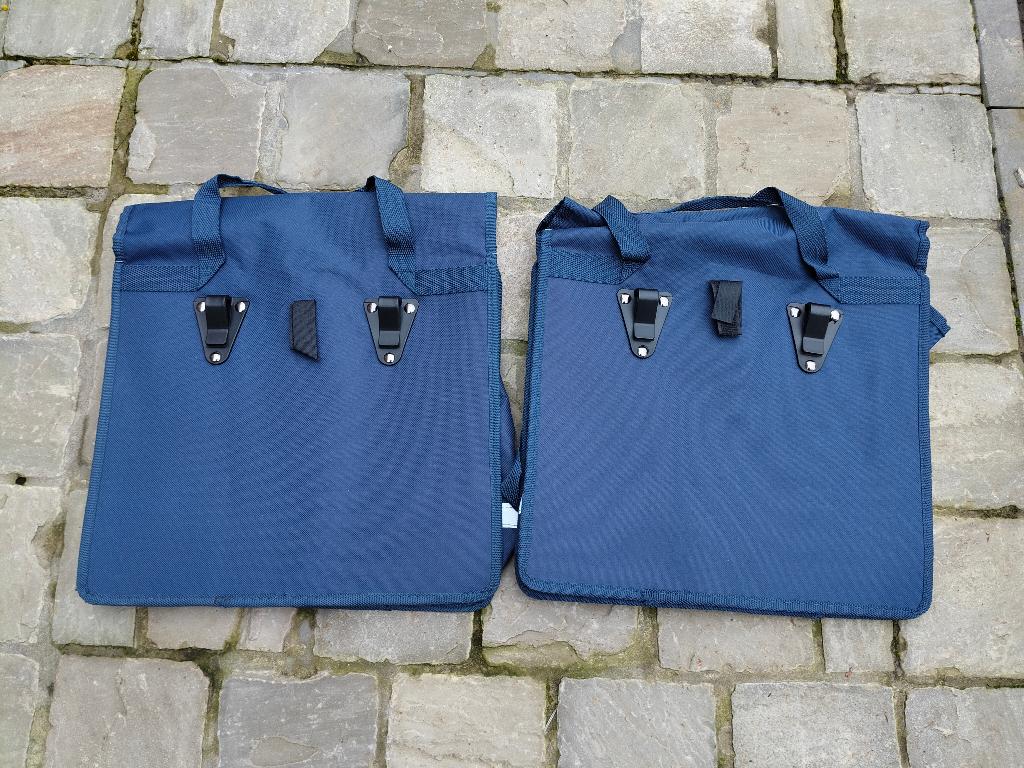 fietstassen nieuw  x 4, Fietsen en Brommers, Fietsaccessoires | Fietstassen, Ophalen, Nieuw