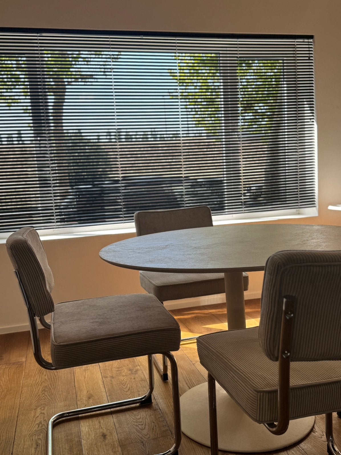 Eettafel stone art, Ophalen, Nieuw
