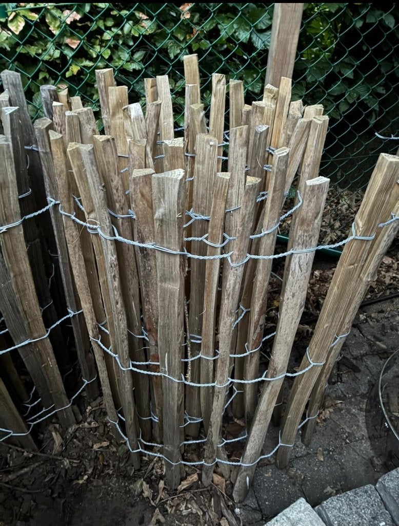 Kastanje/draad/hekwerken, Ophalen, Zo goed als nieuw, Hout