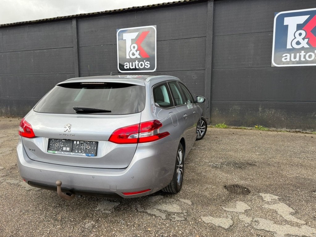 Peugeot 308 1.2i 2019, Automaat, Bedrijf, Break, Te koop