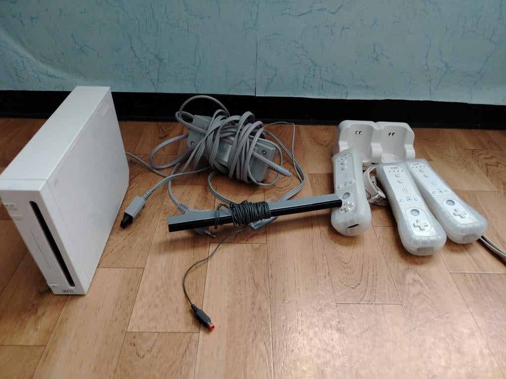 Wii met 3 controllers en spelletjes, Enlèvement ou Envoi