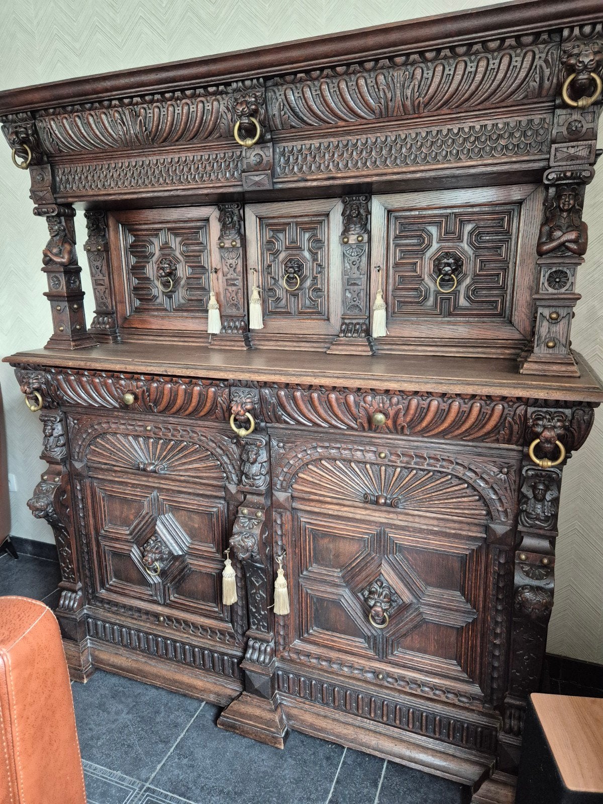 Antiek massief houten dressoir, Enlèvement