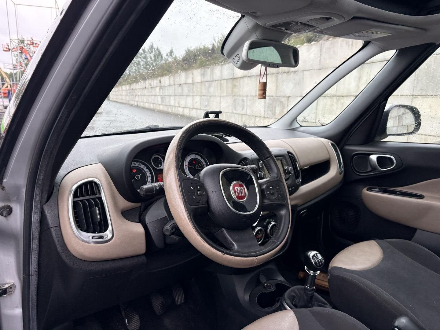 Fiat 500L Living 0.9 TwinAir Lounge 7p. | Pano | climatisati, Argent ou Gris, Achat, Entreprise, Boîte manuelle