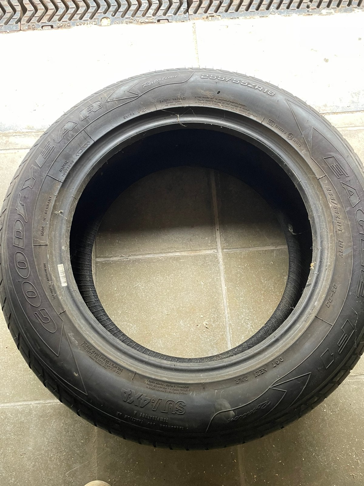 2x Pneus suv 255/55zr18 (été), Enlèvement, Comme neuf