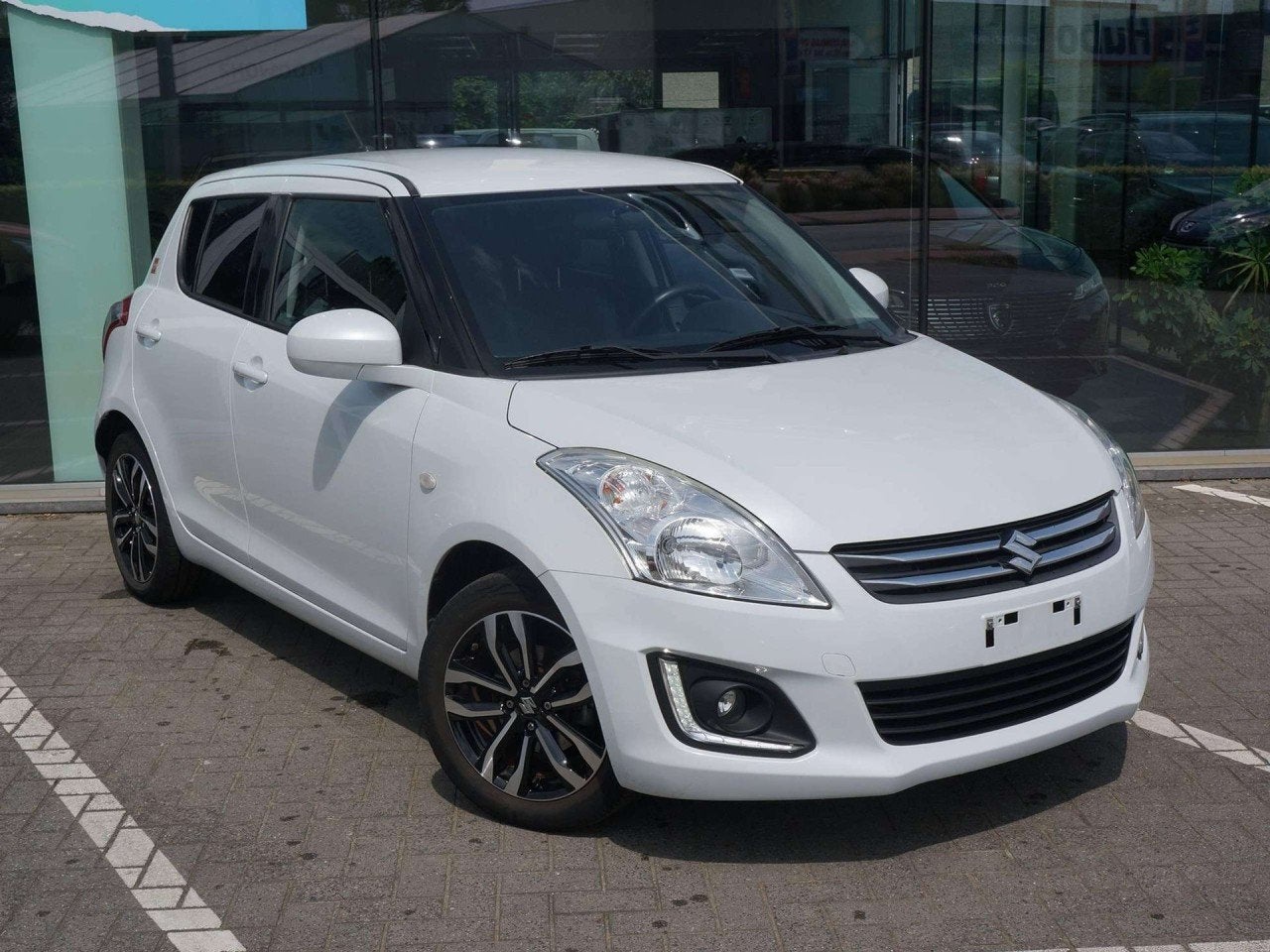 Suzuki Swift Swift 1.2i GL JnJoy *12M Garantie* (bj 2017), Auto's, Suzuki, Voorwielaandrijving, 116 g/km, Gebruikt, 4 cilinders