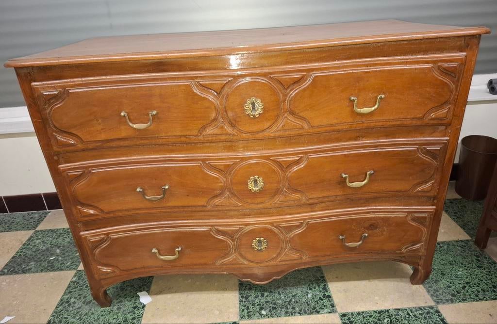 Commode forme "arbalète" 3 tiroirs Louis XV, 3 ou 4 tiroirs, Moins de 100 cm, 100 à 150 cm, Enlèvement