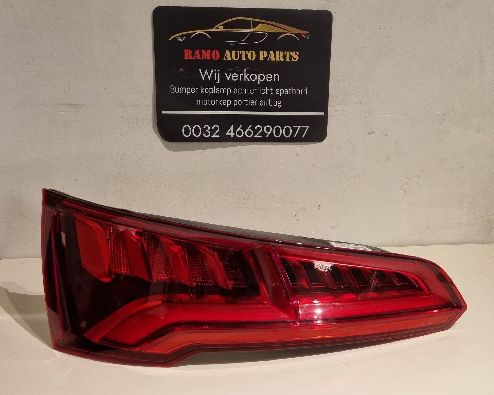 ACHTERLICHT AUDI Q5 LED LINKS ORIGINEEL 80q945093b, -, 3 mois de garantie, Audi, Utilisé