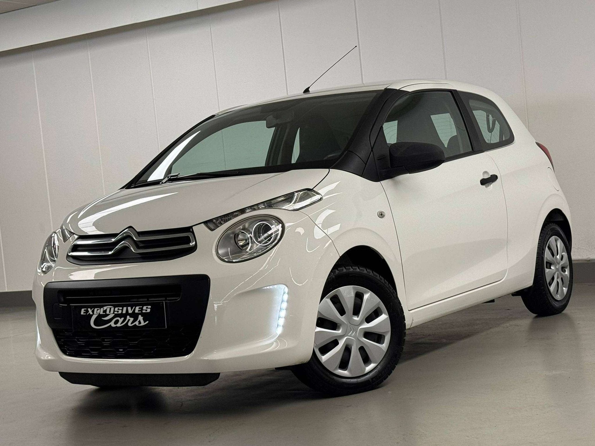 Citroën C1 1.0 VTI 69 CV FEEL ! 1ere MAIN ! (bj 2017), Auto's, 4 zetels, Stof, Gebruikt, C1