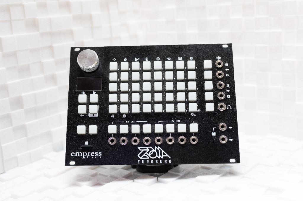 Zoia Euroburo eurorack module, Musique & Instruments, Modules de son, Comme neuf, Autres marques, Enlèvement ou Envoi