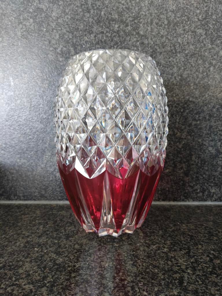 Val Saint Lambert kristallen vaas, Huis en Inrichting, Woonaccessoires | Vazen, Ophalen, Rood