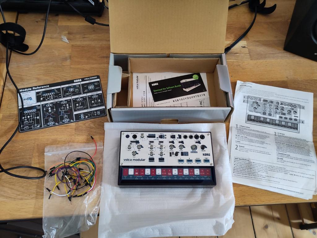 Korg Volca Modular avec boîte d'origine et câbles de raccord, Musique & Instruments, Synthétiseurs, Korg, Enlèvement ou Envoi