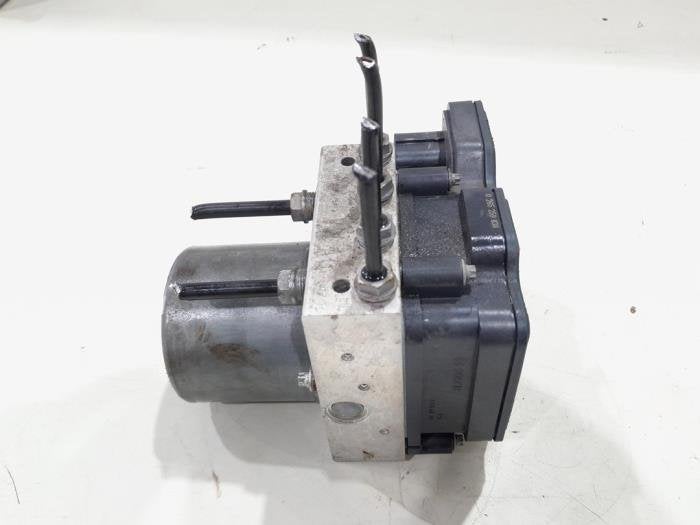 Pompe ABS d'un Volkswagen Polo, Autos : Pièces & Accessoires, Volkswagen, -, 3 mois de garantie, Utilisé