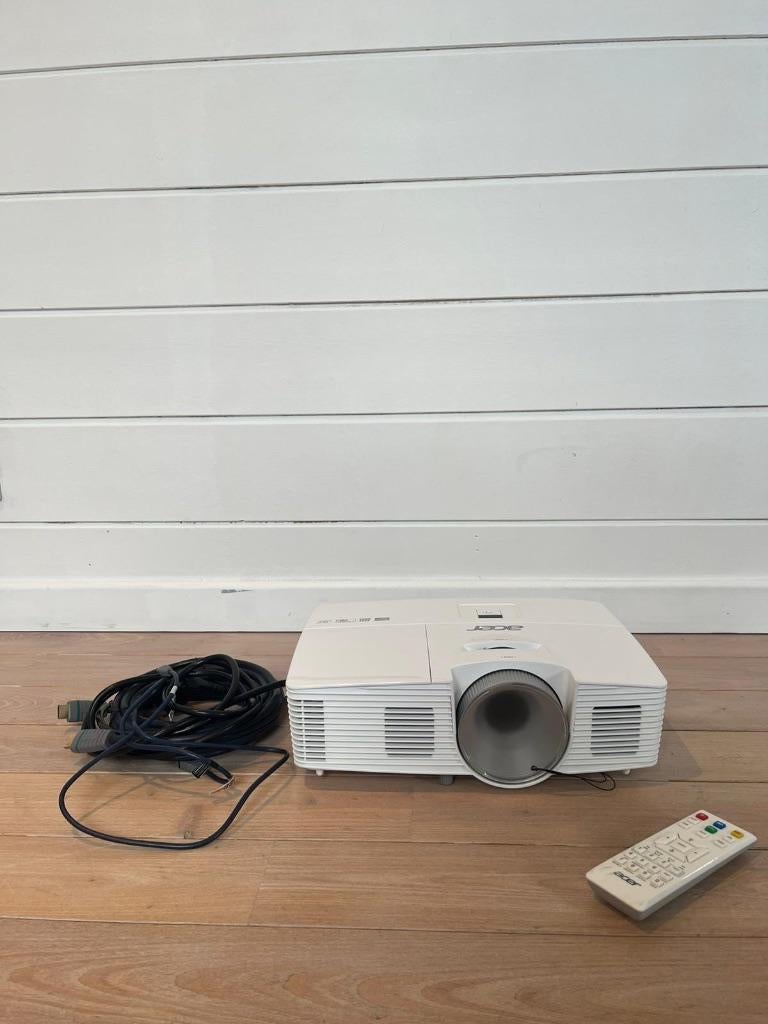 Beamer - Projecteur ACER H538BD, ACER, HD (720), Comme neuf, Enlèvement