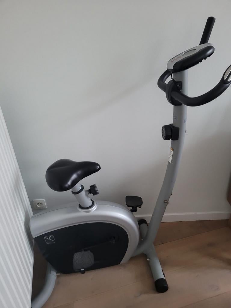 Hometrainer, Sport en Fitness, Fitnessapparatuur, Ophalen, Hometrainer