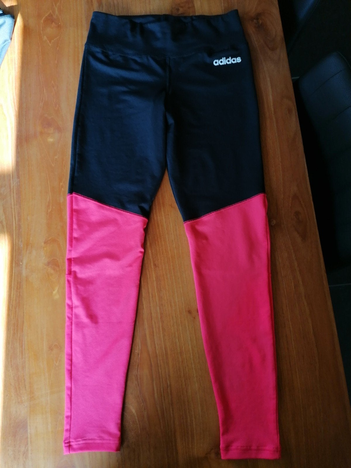 Sportbroek Adidas - maat 152, Sports & Fitness, Danse, Enlèvement