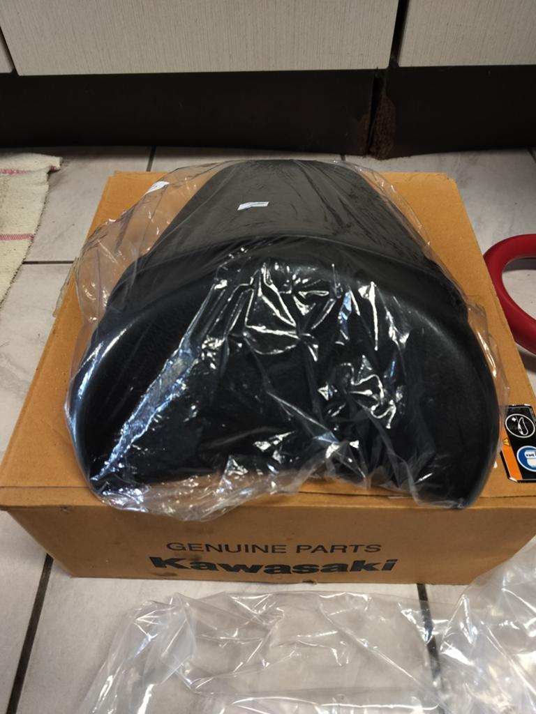 pièces détachées Kawasaki Z650, Motoren, Accessoires | Overige, Ophalen, Nieuw