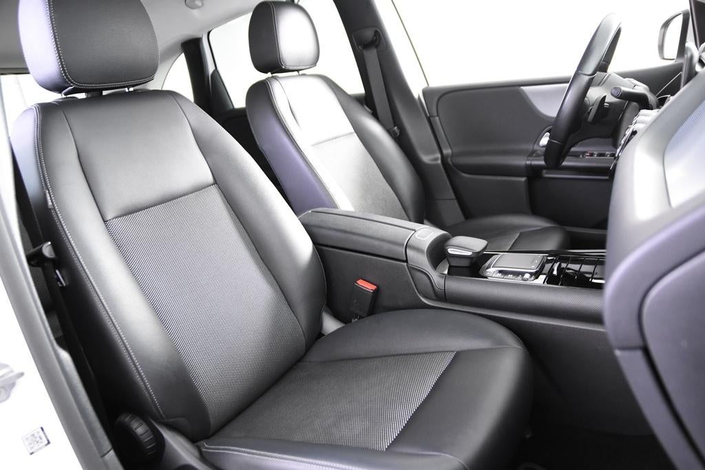 Mercedes Benz B180 Automaat *1ste Eigenaar*Leer*Navigatie*, Auto's, Monovolume, 4 cilinders, 700 kg, Leder en Stof