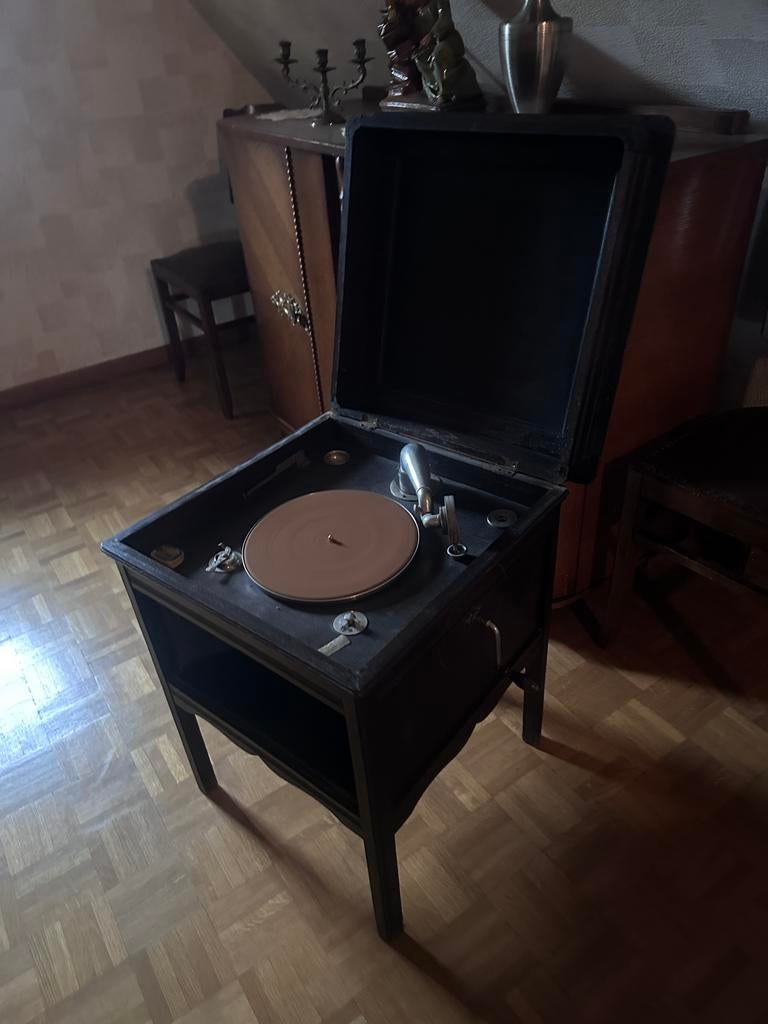 Grammofoon antiek, Ophalen