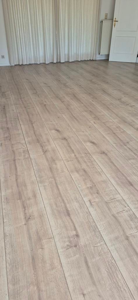 Laminaat extra breed 40 vierkante meter, Doe-het-zelf en Bouw, Ophalen, Laminaat