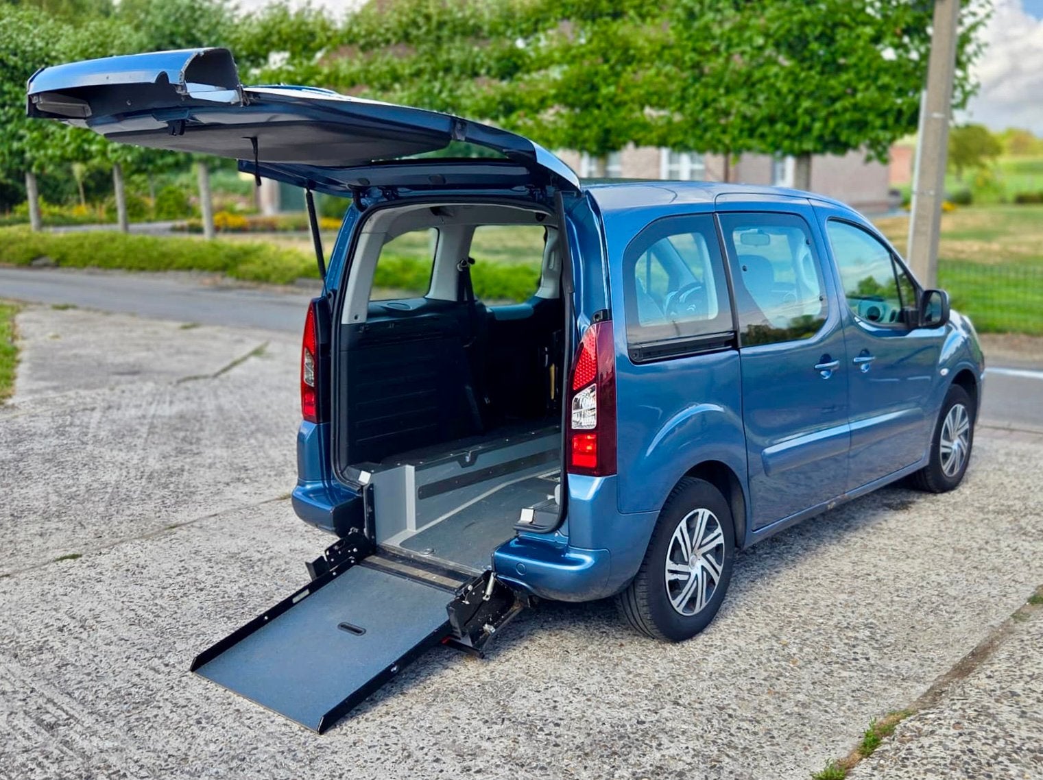 ♿️Citroën Berlingo 1.6HDI Rolstoel Invalide TPMR, Autos, Euro 5, Achat, Entreprise, Boîte manuelle