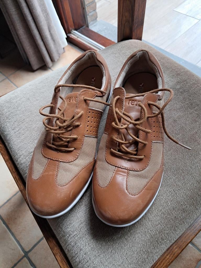 Sneakers bruin revere zool uitneembaar maat 41, Ophalen, Revere, Bruin, Zo goed als nieuw