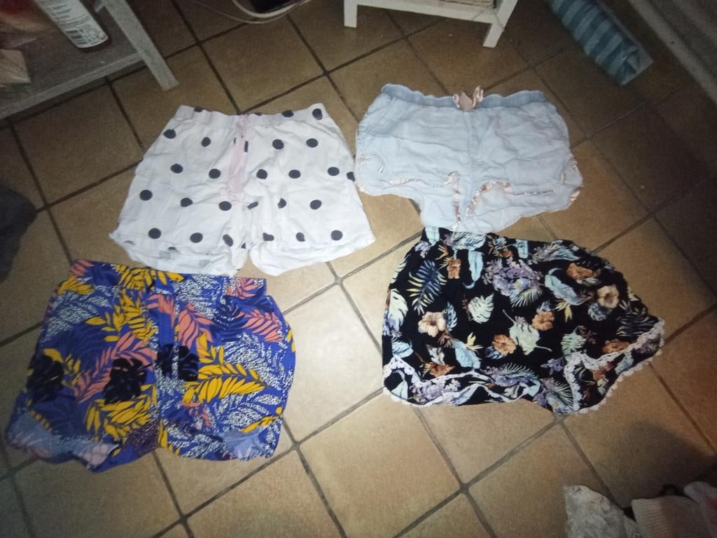 Lot short femme, Enlèvement ou Envoi