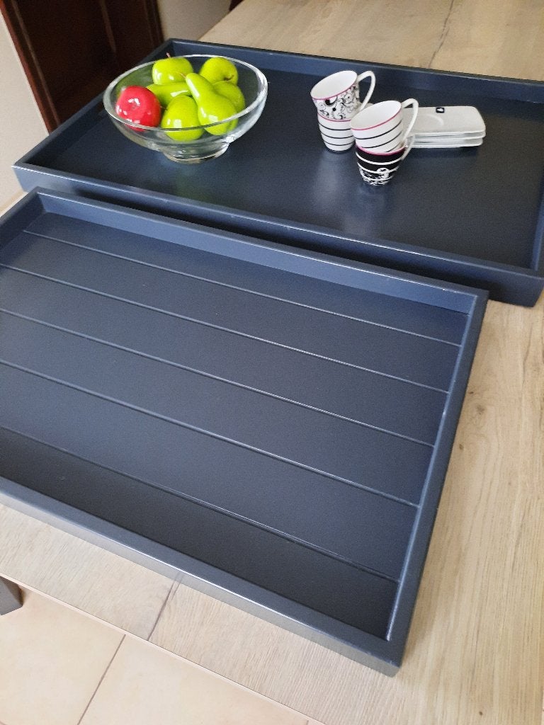 2 dienbladen in hout zie foto"s, Huis en Inrichting, Woonaccessoires | Dienbladen, Ophalen, Zo goed als nieuw, Hout