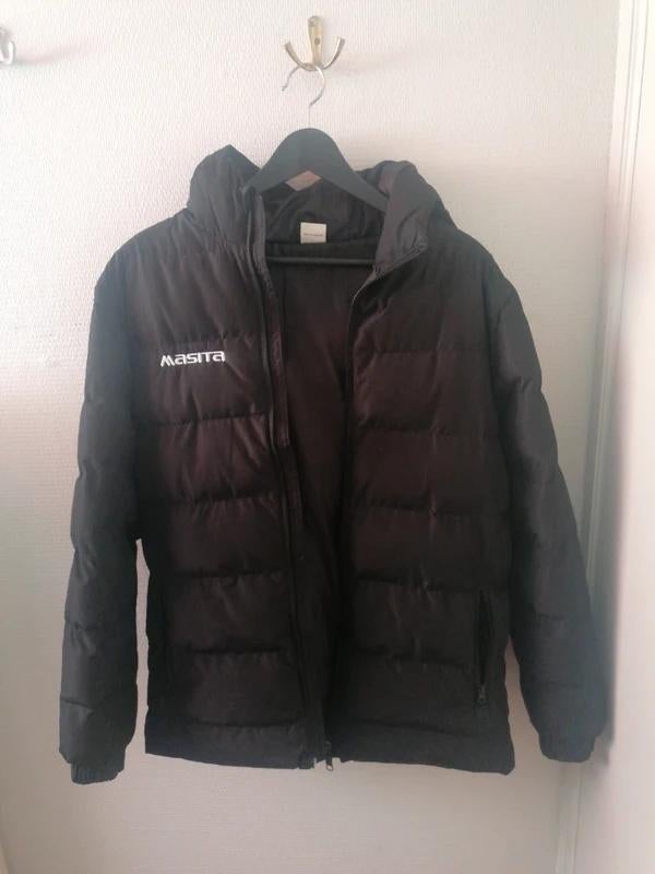 Streetjas met kap, Enlèvement ou Envoi, Comme neuf, Masita, Taille 46 (S) ou plus petite