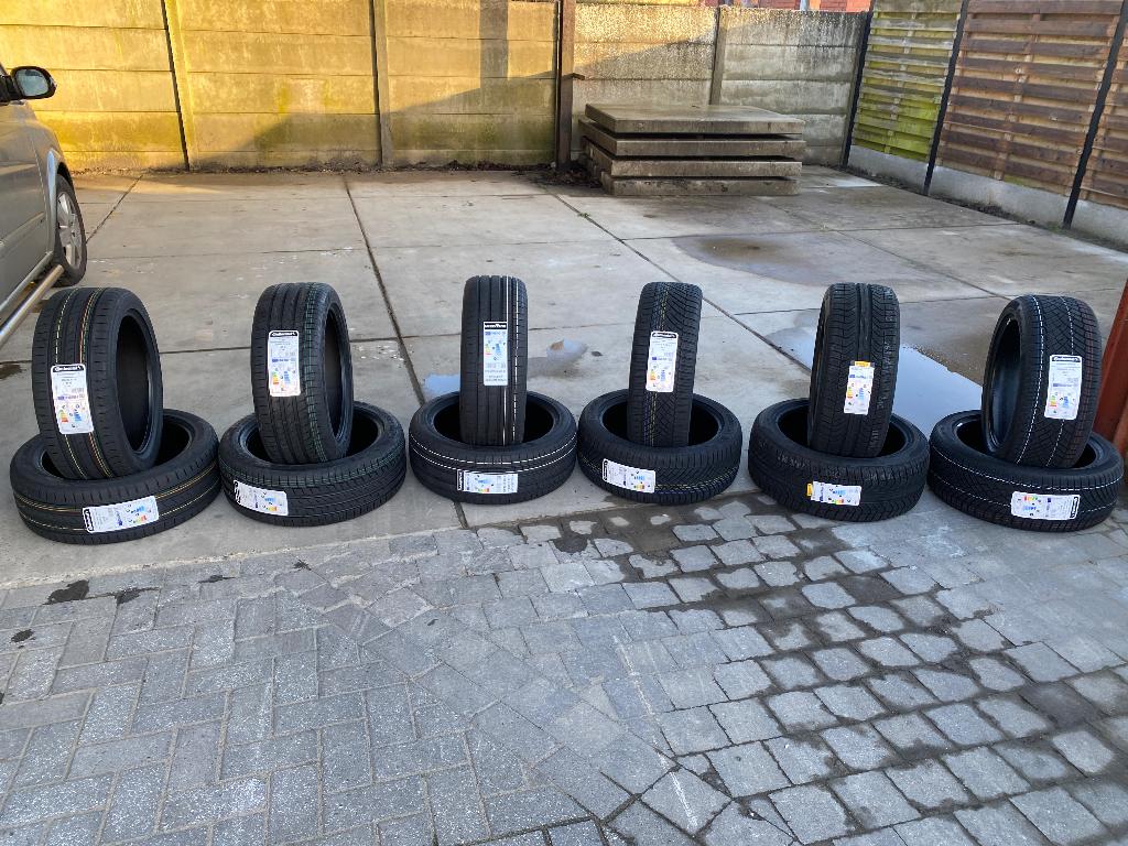 225/45 R18 PREMIUM Zomer & All season Banden, Auto-onderdelen, Banden en Velgen, Ophalen, 18 inch, Nieuw, Band(en)