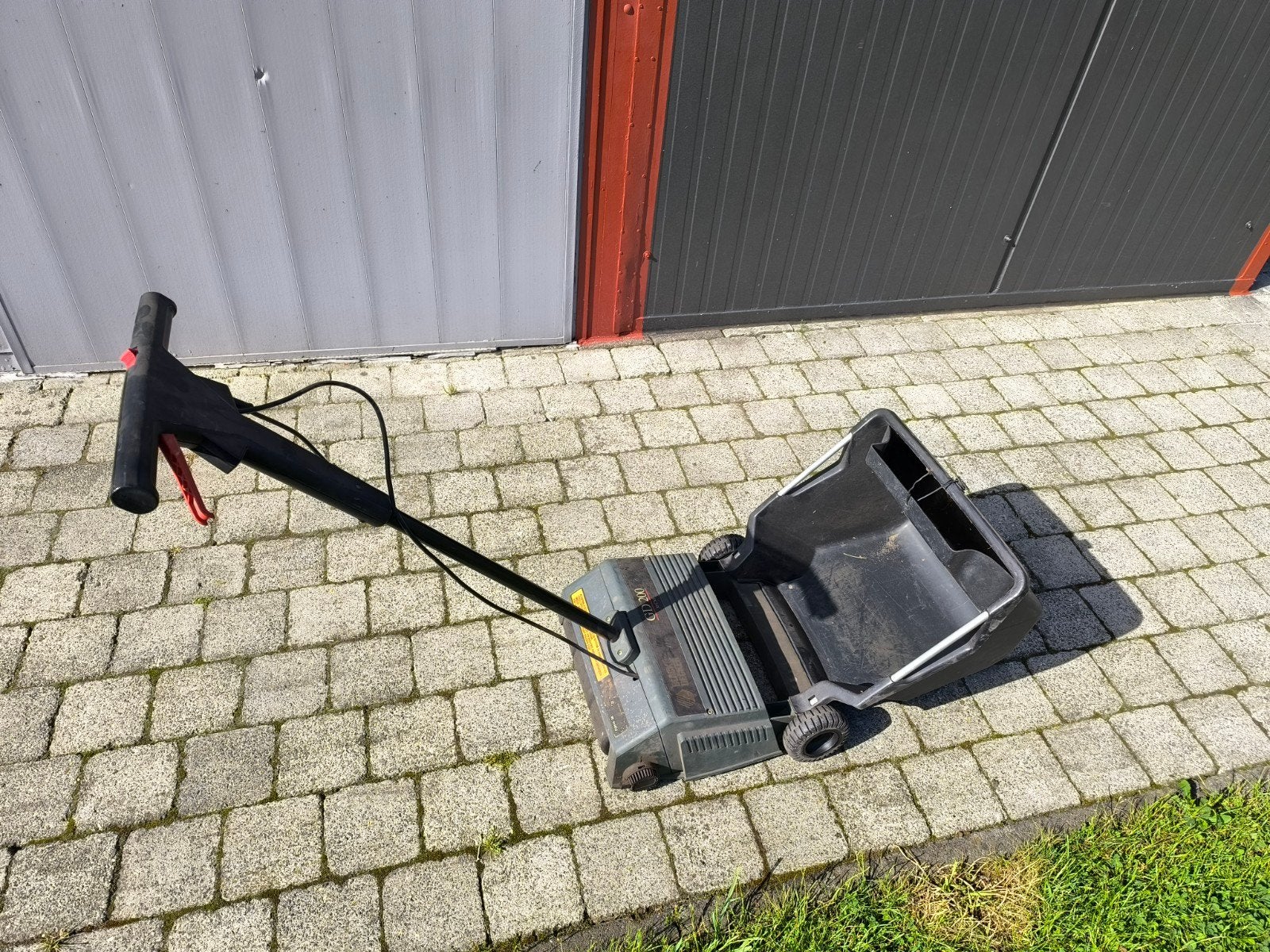 Verticuteermachine, Enlèvement