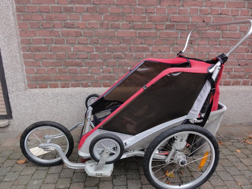 THULE met veering 2 kidskar extra hangmat prima staat 95 €, Fietsen en Brommers, Ophalen, Zo goed als nieuw