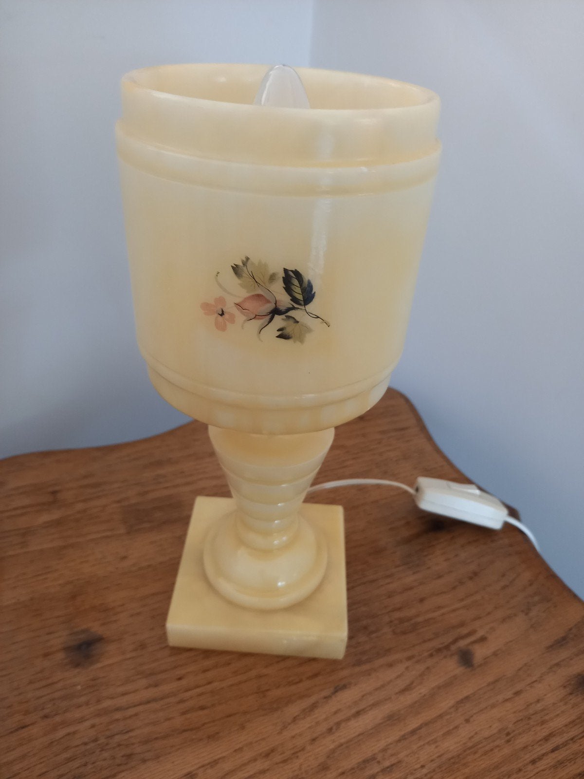 Prachtige Vintage Albasten Tafellamp met Bloemmotief, Ophalen