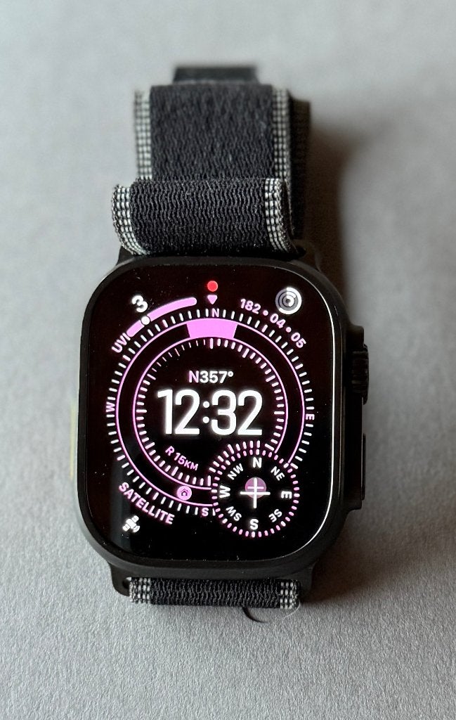 Apple Watch Ultra 3 + 9 extra bandjes, Étanche, Comme neuf, Enlèvement, Niveau de stress