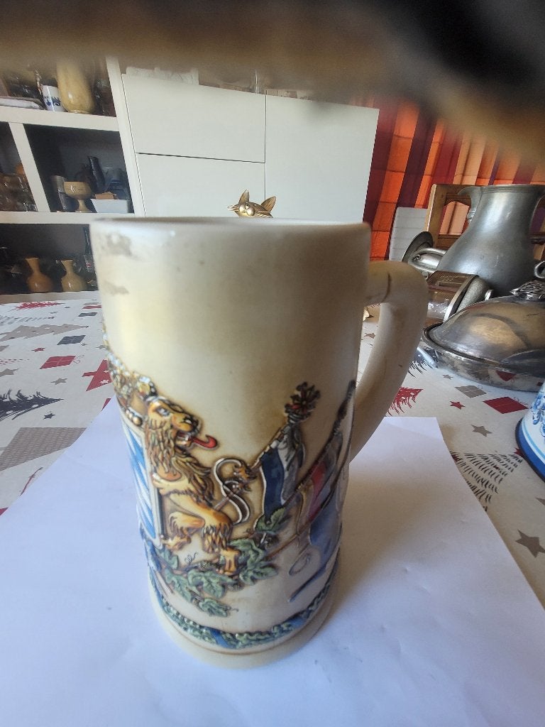 Beierse bierkan met reliëfversieringen, Ophalen of Verzenden