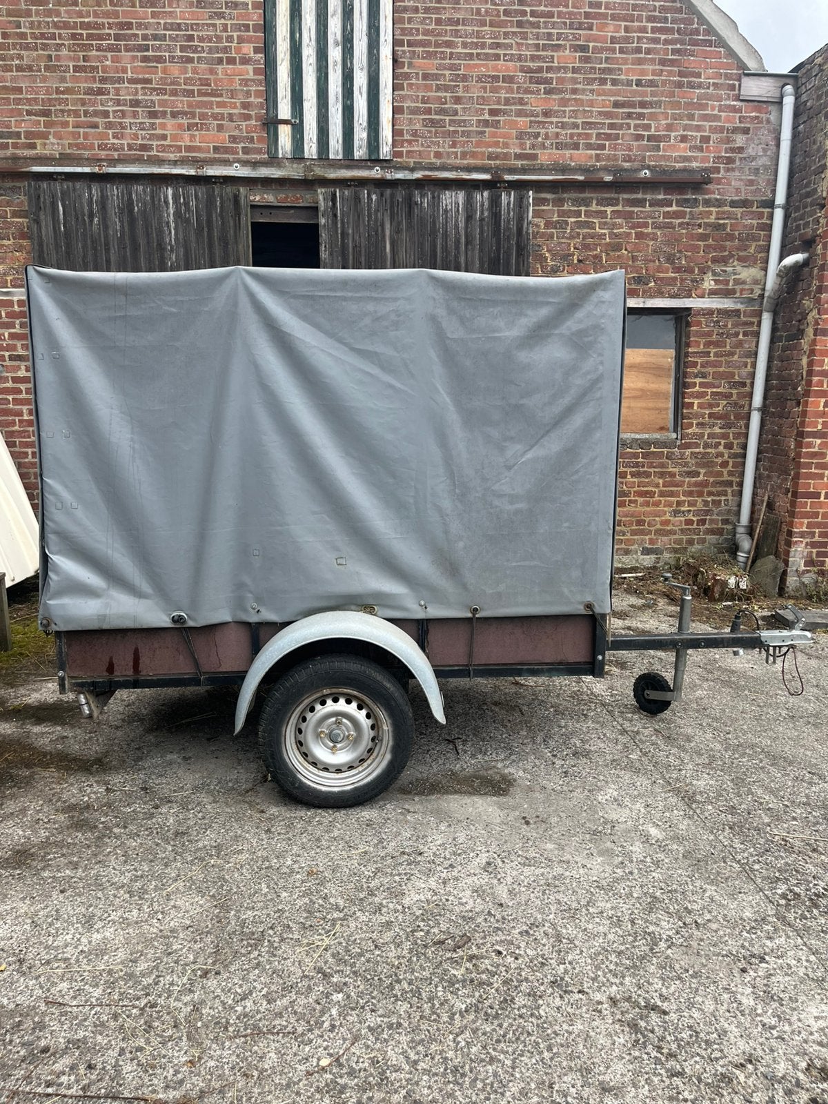 Aanhangwagen met huif, Auto diversen, Aanhangers en Bagagewagens, Ophalen, Zo goed als nieuw