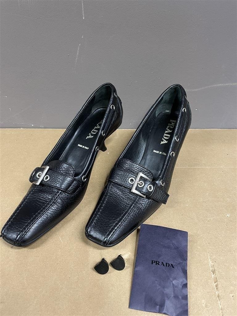 Prada designer pumps maat 39, Kleding | Dames, Ophalen of Verzenden, Zo goed als nieuw, Pumps
