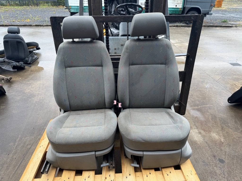 Sièges avant VW Caddy 2004-2014, Autos : Pièces & Accessoires, Enlèvement, Utilisé, Volkswagen