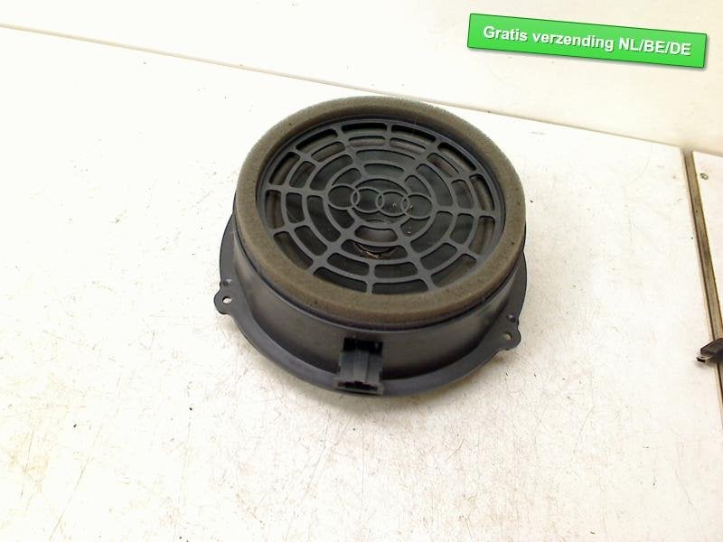 HAUT PARLEUR OU ENCEINTE PORTE ARRIÈRE DROITE (8K0035411A), Auto-Union-Straße  1,
85057  Ingolstadt, DE, Info@audi.de, Audi, Utilisé