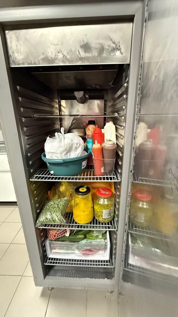 Koelkasten en tafels voor horeca, Ophalen, Gebruikt, Inox Meubilair