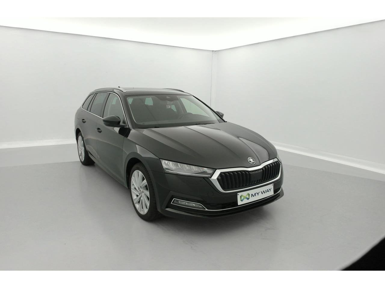 Skoda Octavia Combi PHEV Clever 1,4 TSI iV 150 kW DSG, Ordinateur de bord, Achat, Break, Automatique