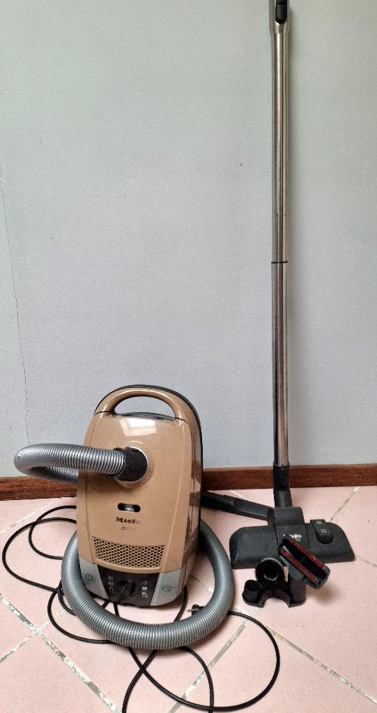Stofzuiger Miele S6210, Elektronische apparatuur, Stofzuigers, Gebruikt, Geschikt voor harde vloeren, 1600 tot 2000 watt, Miele